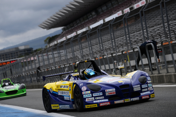 2025 KYOJO VITA レース風景02 株式会社ミハラレーシング